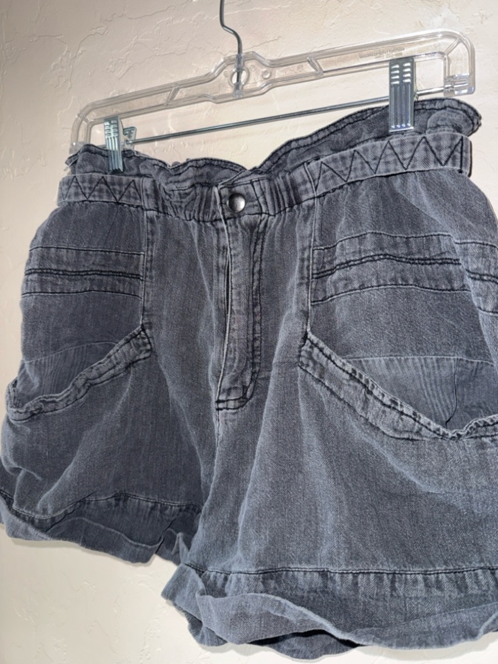 Free people topanga cuffed paperbag waist cotton shorts size medium